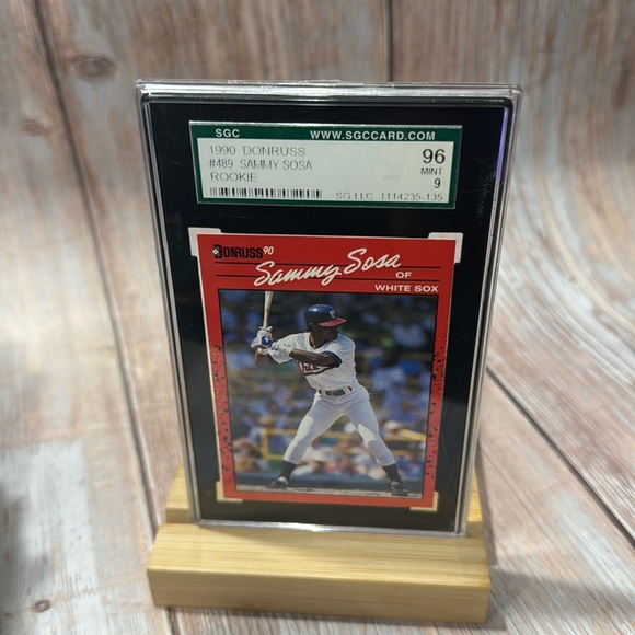 1990 Donruss #489 Sammy Sosa SGC Card 96 Mint 9 Baseball Card Item #ME397 - Picture 2 of 3